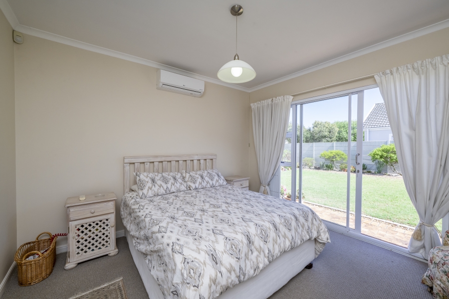 3 Bedroom Property for Sale in Sunningdale Western Cape
